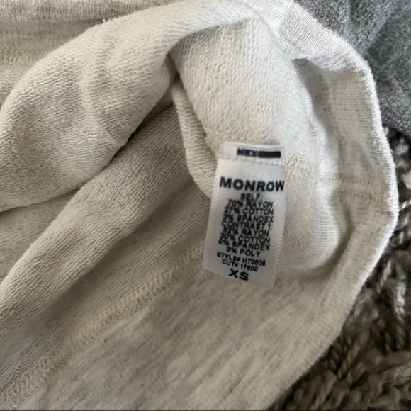 Monrow Revolve Raglan Sweatshirt - Picture 4 of 6